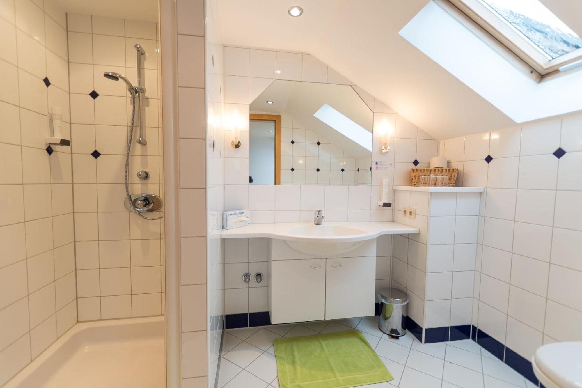 Gasthof Neuwirt オイゲンドルフ 部屋 写真